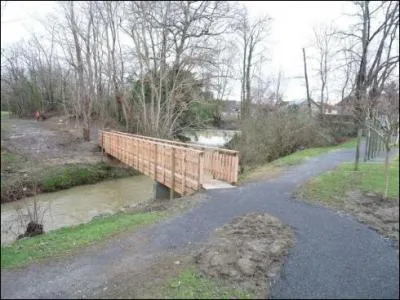 Quelle est la rivi�re qui traverse Serres-Castet ?