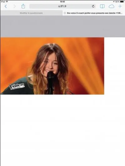 Dans la saison 3, aux auditions  l'aveugle, qui a charm tous les coachs avec son interprtation de  Caravane  avec sa guitare comme accompagnement ? (Un petit indice... La photo vous aidera je pense ! )