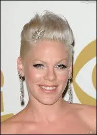 A-t-elle des enfants ?