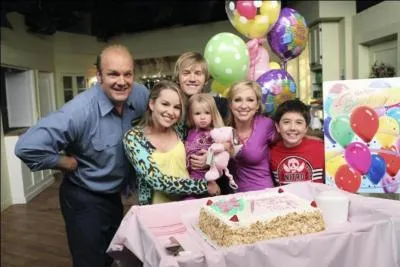 Que fait Teddy pour sa petite soeur ?