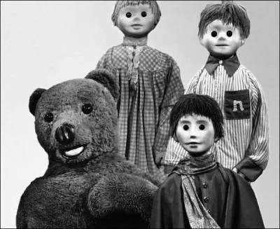 Comment s'appelaient les neveux de Nounours dans  Bonne nuit les petits  ?