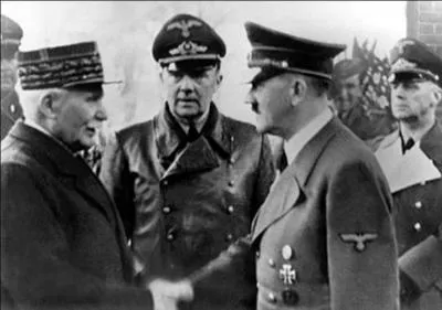 La dcision de collaborer avec les nazis du gouvernement de Vichy est prise. Elle se prouve par une rencontre qui s'est droul le 24 octobre. Qui a rencontr qui, et, o ?