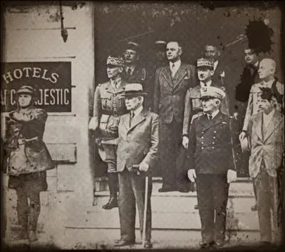 Revenons dans le temps, les 01 et 02 juillet, Ptain fait prend deux dcisions. Lesquelles ?