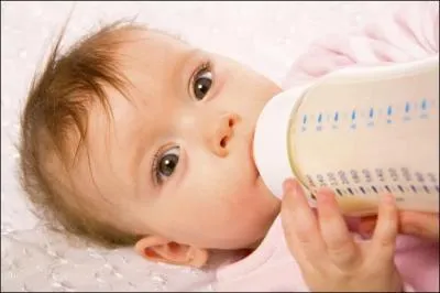 Quel est le lait le plus proche par sa composition, du lait maternel humain ?