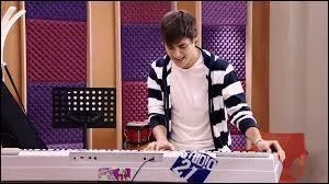 Quelle chanson crit Leon pour Violetta ( saison 1 ) ?