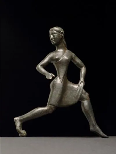 Dans quelle exposition de "La beauté du corps dans l'Antiquité grecque" pourrez-vous admirer cette spartiate aux cuisses légères, statue en bronze du VIe siècle av. J. -C. ?