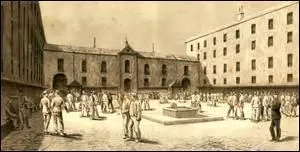 Et la dernire, construite en 1836, accueillait les condamns  mort. Les dalles servant de point d'appui  l'chafaud sont encore visibles de nos jours au n16 de la rue de la Croix-Faubin, dmolie en 1900, elle s'appelait ...