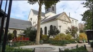 Situe au 36 rue Saint-Bernard, construite vers 1634, c'est d'abord une glise succursale de l'glise Saint-Paul. Devenue paroissiale en 1712, son nom est ddi  Marguerite d'Antioche (vierge martyre du IVe) . Selon une lgende, pendant la Rvolution, Louis XVII aprs son dcs  la prison du Temple, aurait t inhum dans l'ancien cimetire qui tait adjacent  l'glise. Mais quel est son nom ?