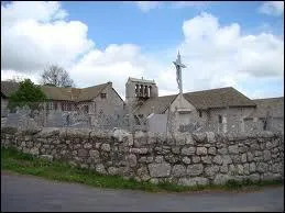 Le village Lozrien de Prinsujols se situe en rgion ...