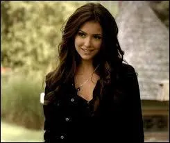 Dans l'pisode 12, qui entre dans l'esprit de Katherine pour la torturer ?