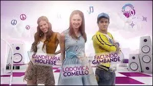 Qui sont ses premiers amis ?