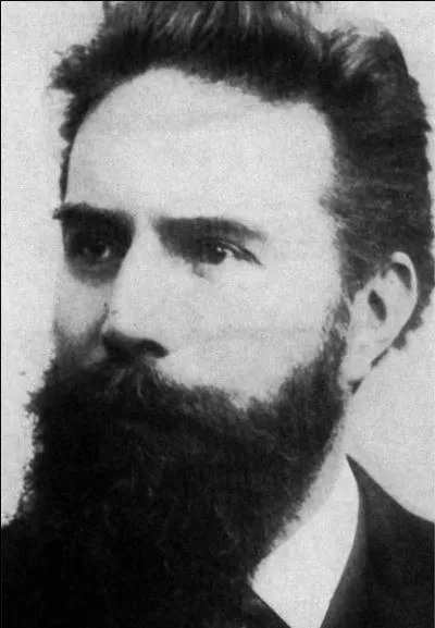 Qui Wilhem Konrad Rntgen, Pierre et Marie Curie (Des rayons X  la radioactivit) n'auraient jamais pu croiser de leur vivant ? .