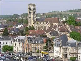 Nous partons visiter la ville de Chteau-Thierry. Nous serons donc ...