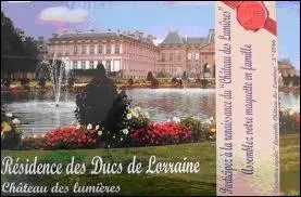 Nous allons nous promener dans la Cit Cavalire, o nous visiterons son clbre chteau et o nous flnerons dans son Parc des Bosquets. Nous serons  Lunville, situe...