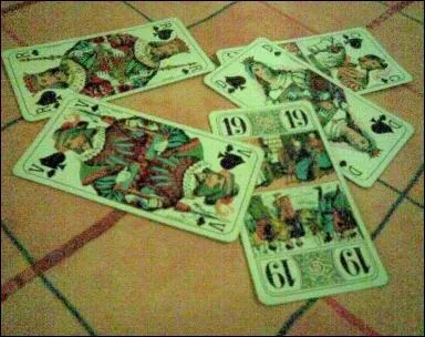 Nous jouons  4 : Combien de cartes doit-on mettre au  chien  ? (cartes constituant l'cart)