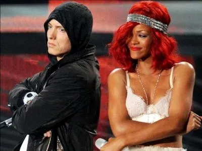 Combien de fois Rihanna a-t-elle collabor avec Eminem ?