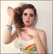 Comment s'appelle sa maman ?