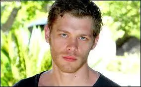 Quel acteur incarne Klaus, l'hybride psychopathe ?