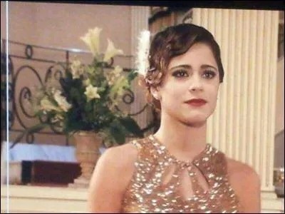 Son deuxime prnom est Alejandra.