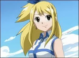 De quelle quipe fait partie Lucy ?