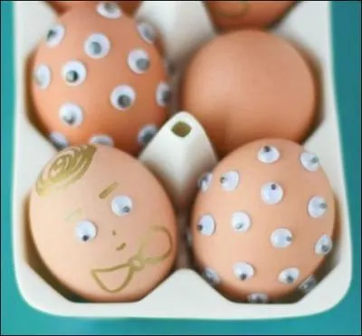 Quel est le point commun entre les oeufs et les yeux ?