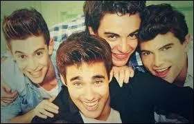 Quel garon fait son entre dans la saison 2 et tombe amoureux de Violetta ?