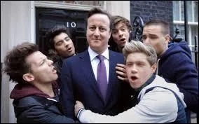 Lors de quel clip les One Direction ont-ils rencontr David Cameron ?