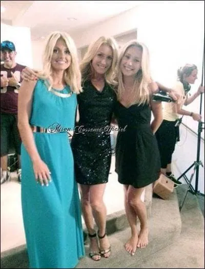 Les parents de Mathilde et Caroline vont-ils se remettre ensemble ?