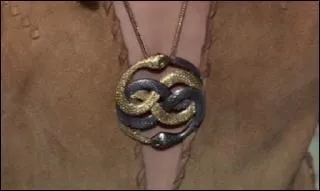 Que permet l'Auryn  Atreyu dans le premier film ? Et  Bastien dans le deuxime film ?