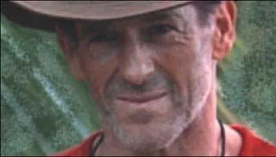 Que fait souvent Tony ?