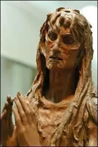 C'est une statue en bois polychrome sculpte par Donatello et visible  Florence. Quelle est-elle ?