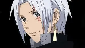 Dans 'D-Gray Man', Allen Walker se bat contre des monstres appels 'Akumas'.