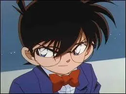 Dans 'Dtective Conan', pour changer de voix, Edogawa Conan utilise comme transformateur de voix un noeud papillon.