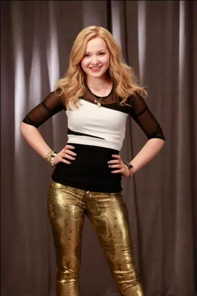  quel ge commence-t-elle  faire du thtre ?