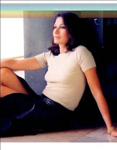 Qui est cette jolie femme ?