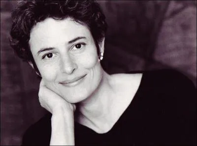 Qui est cette jolie femme ?