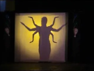 D'aprs cette ombre,  quel dieu pensez-vous ?