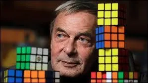Le Rubik's cube, le clbre casse-tte, a t invent par le Hongrois Erno Rubik en :