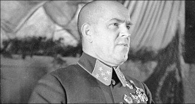 Dans quelle section de l'arme russe Joukov servait-il lors de la Premire Guerre mondiale ?