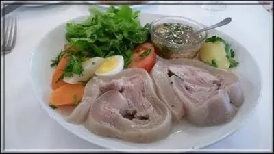 Ceux qui prfrent pourront manger une tte de veau sauce gribiche :