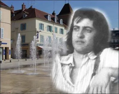 Ce franc-comtois, titulaire d'une licence de philosophie est un tribun politique hors pair...