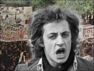 Des pavs se mai 68 aux marches de l'Elyse en 2007, l'ascension programme vers le pouvoir...