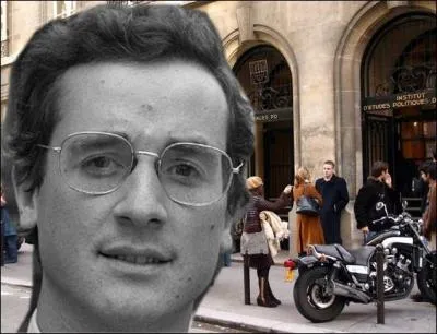 Il a frquent l'tablissement de la rue St-Guillaume avant de  scootriser  la rue du cirque...