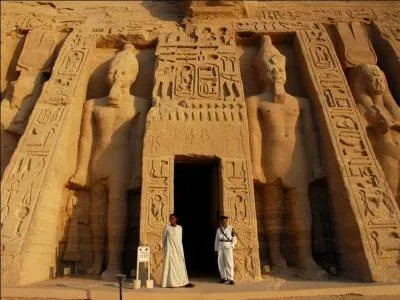 En Egypte, les perscutions contre les chrtiens ont commenc ds 303 sous Dioclcien.