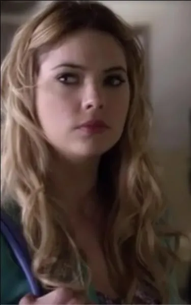 Avec qui Hanna perd-elle sa virginit ?