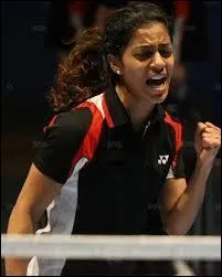 Numro 3 franaise en double dames, elle a fait une 3me place aux Championnats de France cette anne.