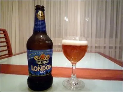 Il existe en Angleterre une bire brasse dans des cuves d'ardoise.