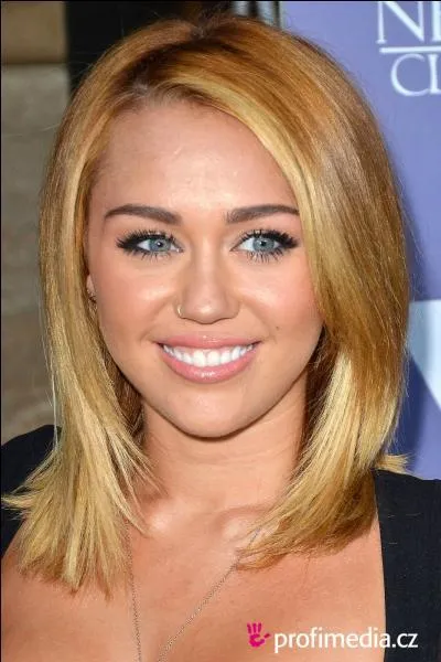La jolie chanteuse Myley Cyrus est d'origine cherokee.
