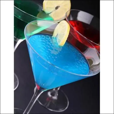 Le curaao bleu est  base de citron.