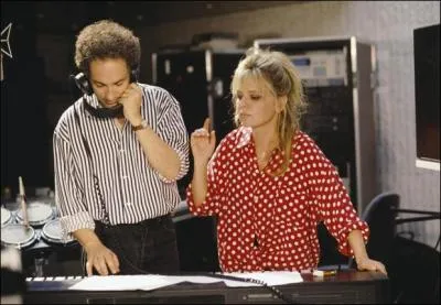 France Gall, fille elle-mme d'un musicien, eut plusieurs compagnons, mais l'un d'eux a fait clore d'une manire remarquable sa personnalit en lui crivant des chansons  sur mesure . Quel est ce bon pianiste, auteur de  Starmania  ou de  Il jouait du piano debout , qui nous a quitt en 1992,  45 ans ?